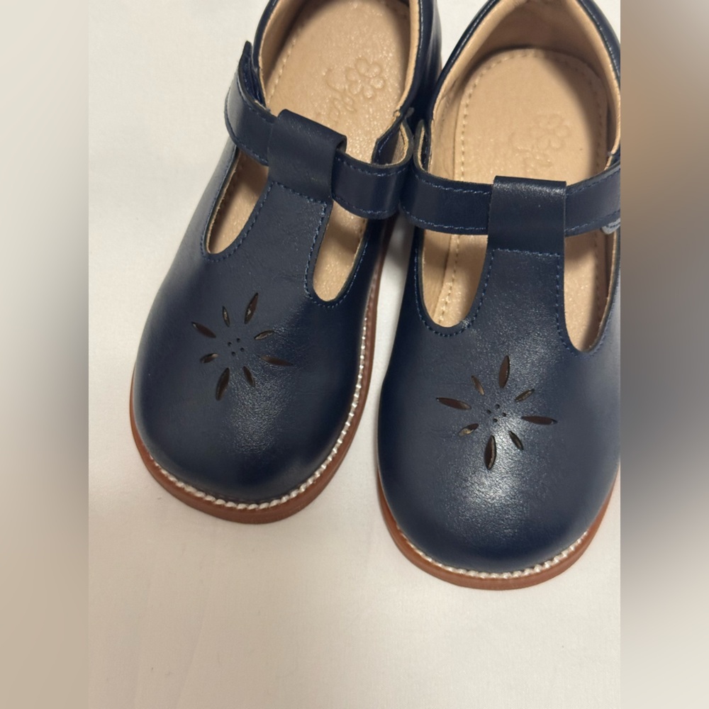 Navy Blue Mary Jane style Kids Shoes good for school special occasions.
